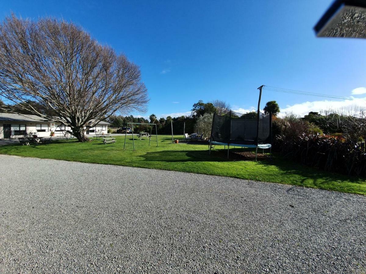 U Studios Masterton Exterior foto